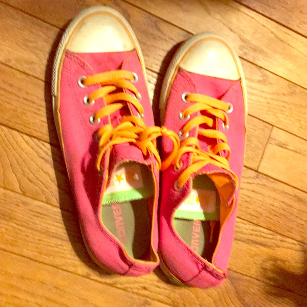 Worn Pink Converse